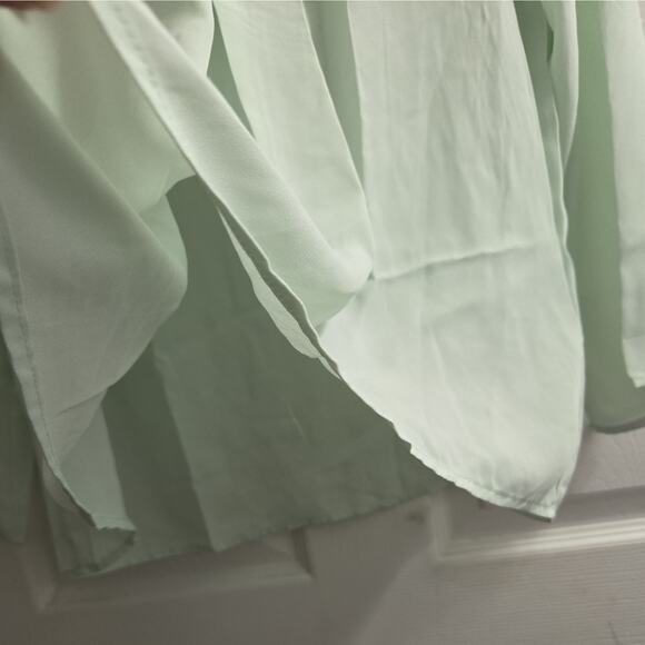 Rose & Oliver Shirt Women Small Mint Green Long Sleeve V Neck Pullover Blouse - Picture 8 of 8